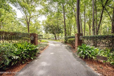 A rare opportunity to own one of the Gulf Coast's most - photo 8
