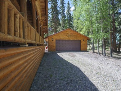 Searching for the essence of mountain living? This stunning 2 - photo 42
