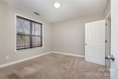 Excellent opportunity in Preston Flats! This move in ready home