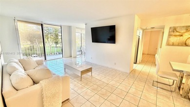 ***MOTIVATED SELLER***
Smart-buy opportunity in Sunny Isles!