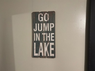 Amazing opportunity for someone looking for a turn key lake - photo 31
