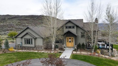 Renovated 5,600 sq ft home on 5 acres in the private gated - photo 2
