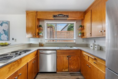 Lovely and Spacious 3Br/2ba, 1,358sf single level home with a 2 - photo 7