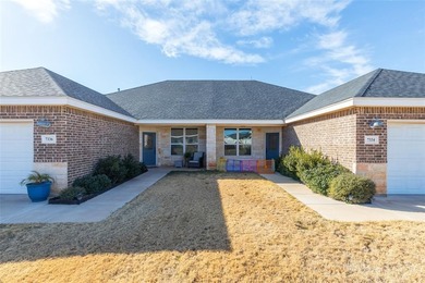 Kirby Lake Townhome/Townhouse For Sale in Abilene Texas