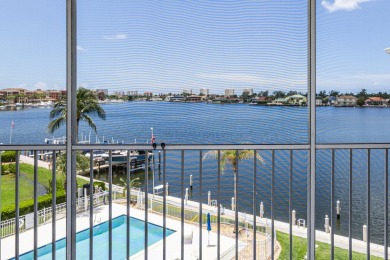 Marco Island Lake Area Condo For Sale in Marco Island Florida