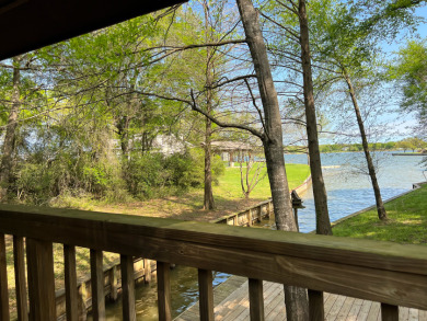 Storybook Cottage on the Water! Your own Private Retreat! - photo 4
