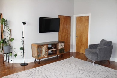 Attention Investors: Rental permits available! Fantastic - photo 11