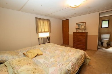 1.6 acres near Arbuckle Lake! This 3 bed, 2 bath mobile home - photo 14