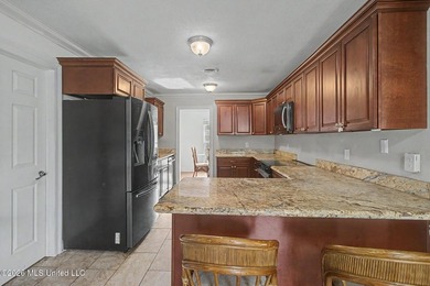 Beautifully updated 3-bedroom, 2-bath home tucked away on a - photo 8