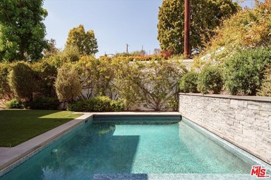 Set behind mature hedging in the coveted Alphabet Streets, 14750 - photo 13