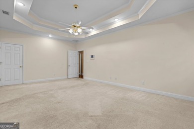 Opportunities like this don't come along often! Nestled on - photo 20
