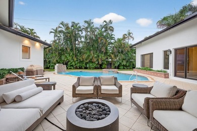 Rare opportunity to own a stunning & renovated SINGLE-LEVEL - photo 23