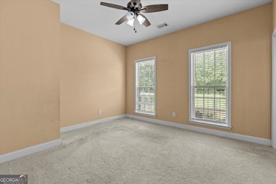 Opportunities like this don't come along often! Nestled on - photo 24