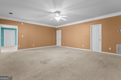 Opportunities like this don't come along often! Nestled on - photo 35