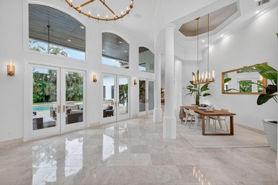 Rare opportunity to own a stunning & renovated SINGLE-LEVEL - photo 44