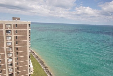 Lake Michigan - Cook County Condo For Sale in Chicago Illinois