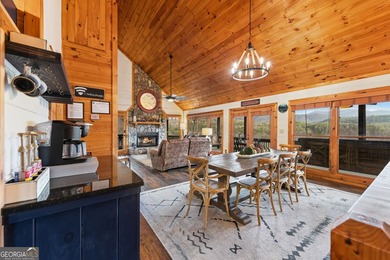 Turn-Key & Fully Furnished with updated designer furnishings - photo 4
