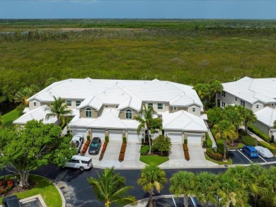 Lake Condo For Sale in Naples, Florida