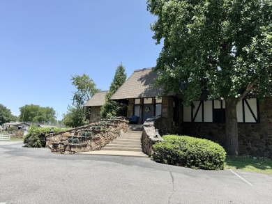 Lake Condo For Sale in Monkey Island, Oklahoma