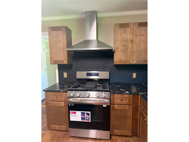 Welcome home to this beautifully completely remodeled 2-bedroom - photo 5