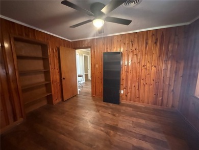 Welcome home to this beautifully completely remodeled 2-bedroom - photo 6