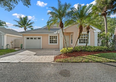 Beautifully remodeled single-story home offering 2 bedrooms, 2 - photo 2