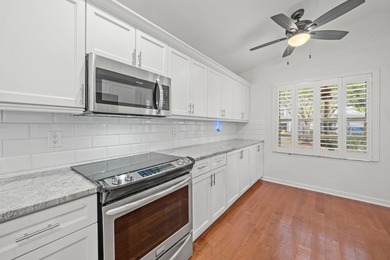Beautifully remodeled single-story home offering 2 bedrooms, 2 - photo 5