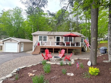 Lake Home For Sale in Lake Ariel, Pennsylvania
