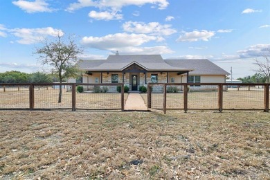 Squaw Creek Reservoir Home For Sale in Glen Rose Texas