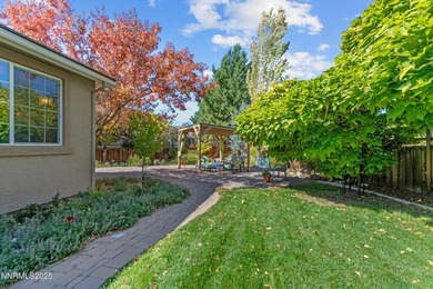 Welcome to 6831 Island Queen Court located in the exclusive - photo 2