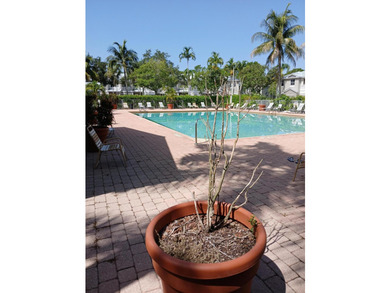 Location-Location--Awesome opportunity to find affordable - photo 2