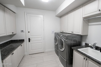 Set within one of Ocotillo's most desirable gated communities - photo 41