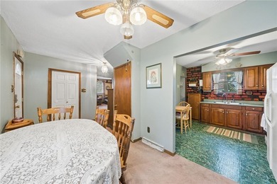 Welcome to 517 Moore Street! This home right off Freeport Road - photo 4