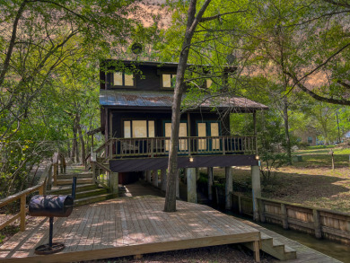 Storybook Cottage on the Water! Your own Private Retreat! - photo 19