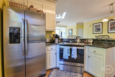 Charming lake cottage with deep water access (approximately 30 - photo 13