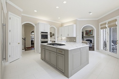 Enjoy resort-style living in this exceptional private retreat in - photo 17