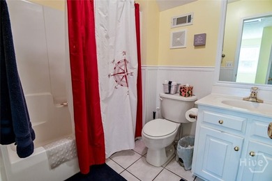 Charming lake cottage with deep water access (approximately 30 - photo 36