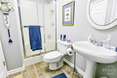 Charming lake cottage with deep water access (approximately 30' - photo 39