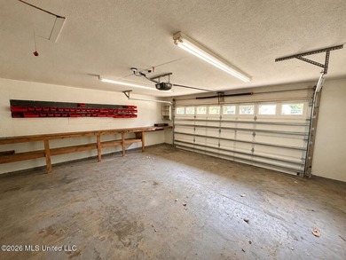 Tucked away in the highly sought-after Stark Bayou community - photo 4