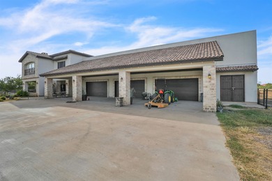 (private lake, pond, creek) Home For Sale in Laredo Texas