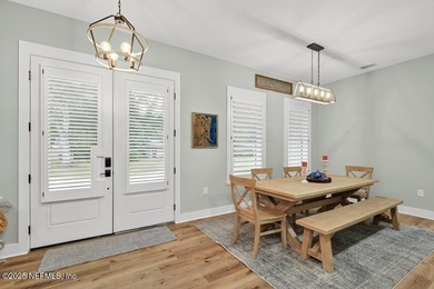 Stunner alert! Welcome to your dream home on the highly - photo 16