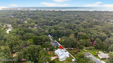 Stunner alert! Welcome to your dream home on the highly - photo 36