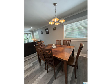 Fully renovated in 2019- Turn key lake home for full time living - photo 10