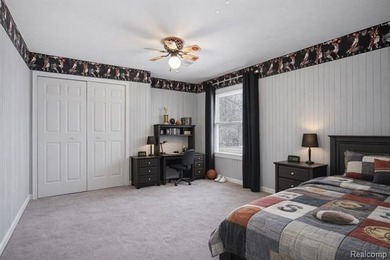 Experience magnificent lakefront living with 125* of waterfront - photo 26
