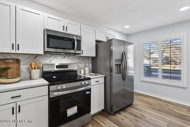 Welcome to this recently updated two-bedroom, two and a half - photo 7
