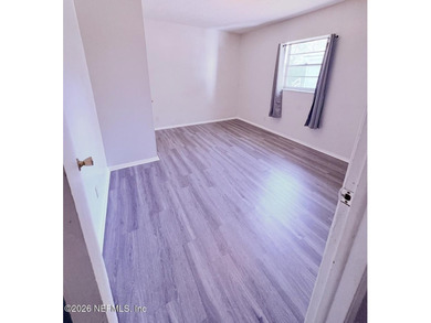Excellent investor opportunity in 32209! This vacant duplex - photo 3
