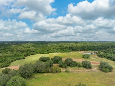 Lake Acreage Sale Pending in Weimar, Texas