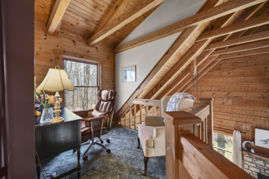 Log Cabin Retreat - photo 12