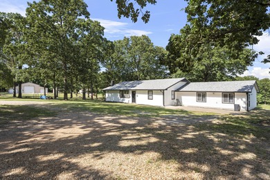 Grand Lake O the Cherokees Home Sale Pending in Grove Oklahoma