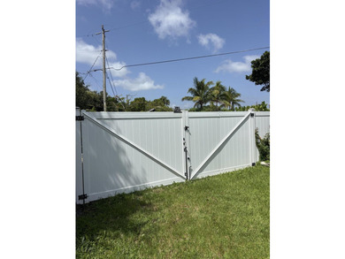 Exceptional Investment Opportunity in Lantana! Located on a - photo 8
